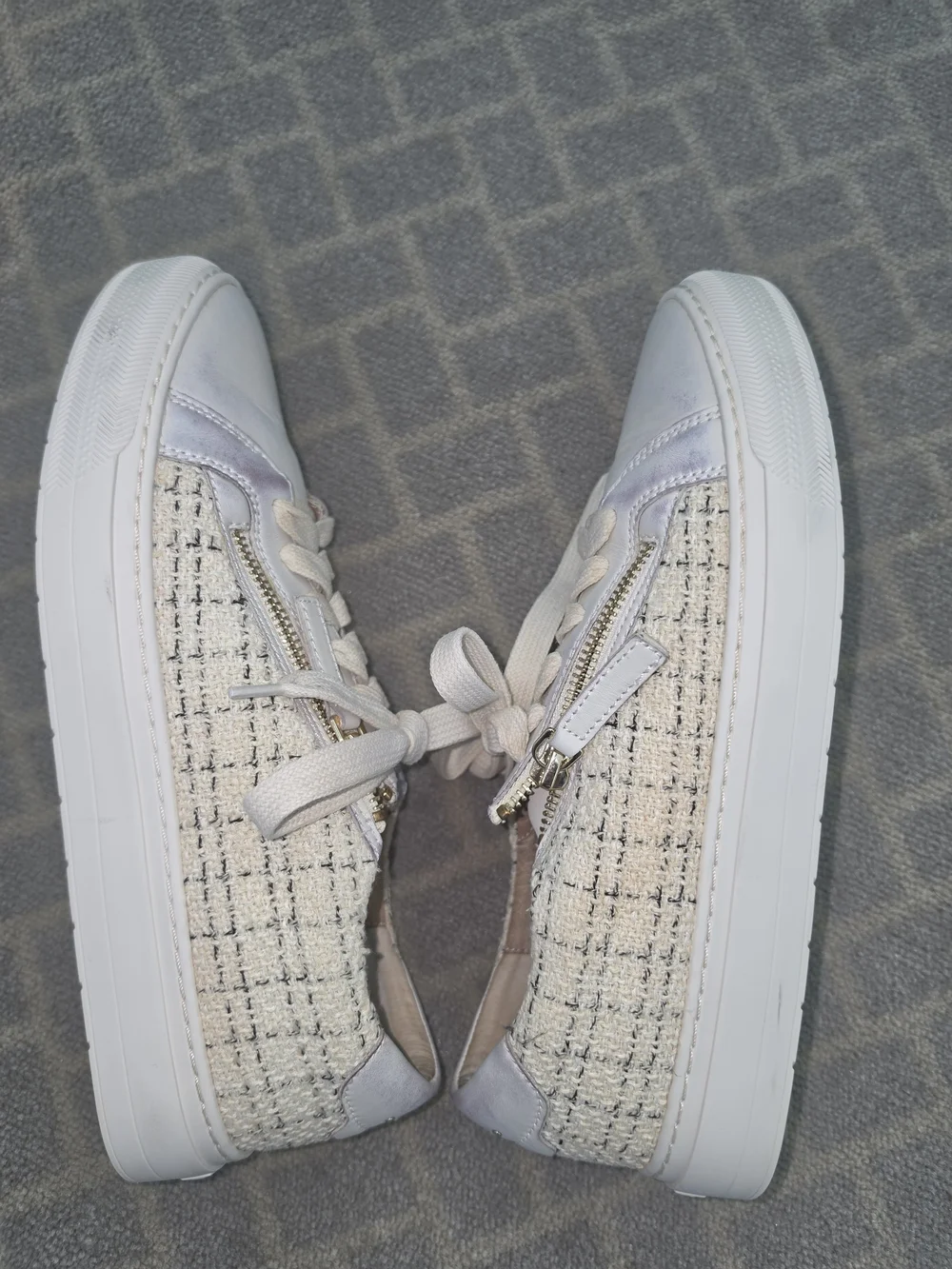 Women’s Casual Lace-Up Sneakers with Side Zip in Off-White